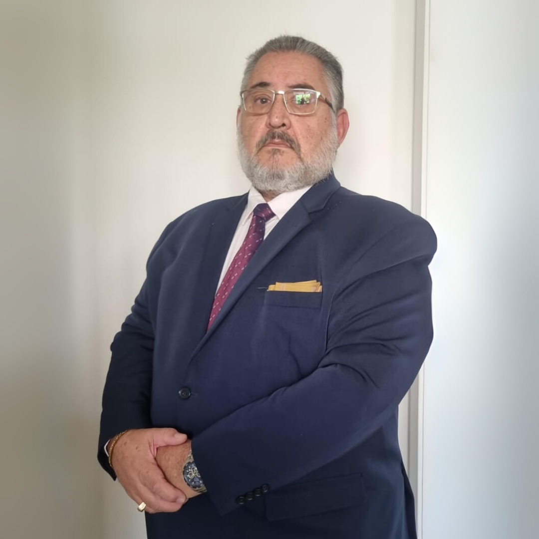 Foto profissional do Dr. Wanor Moreno Mele